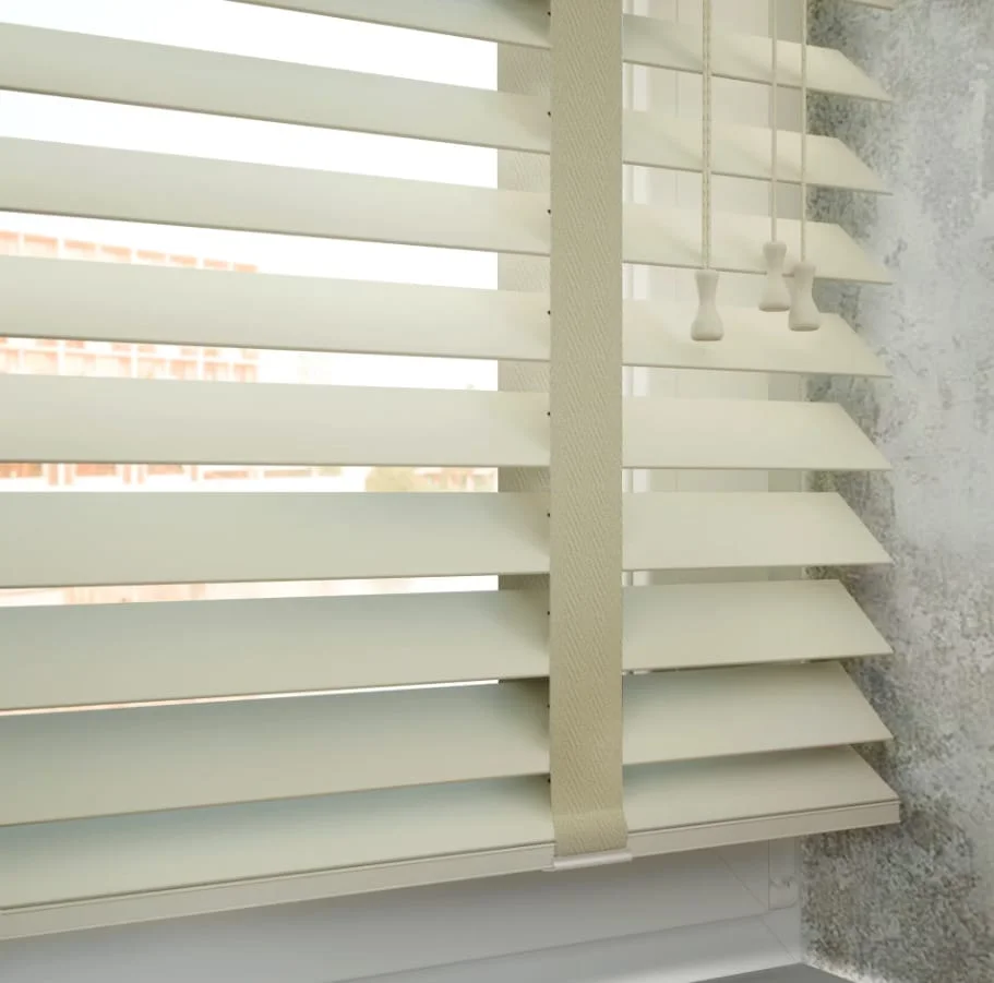 ستائر خشبية